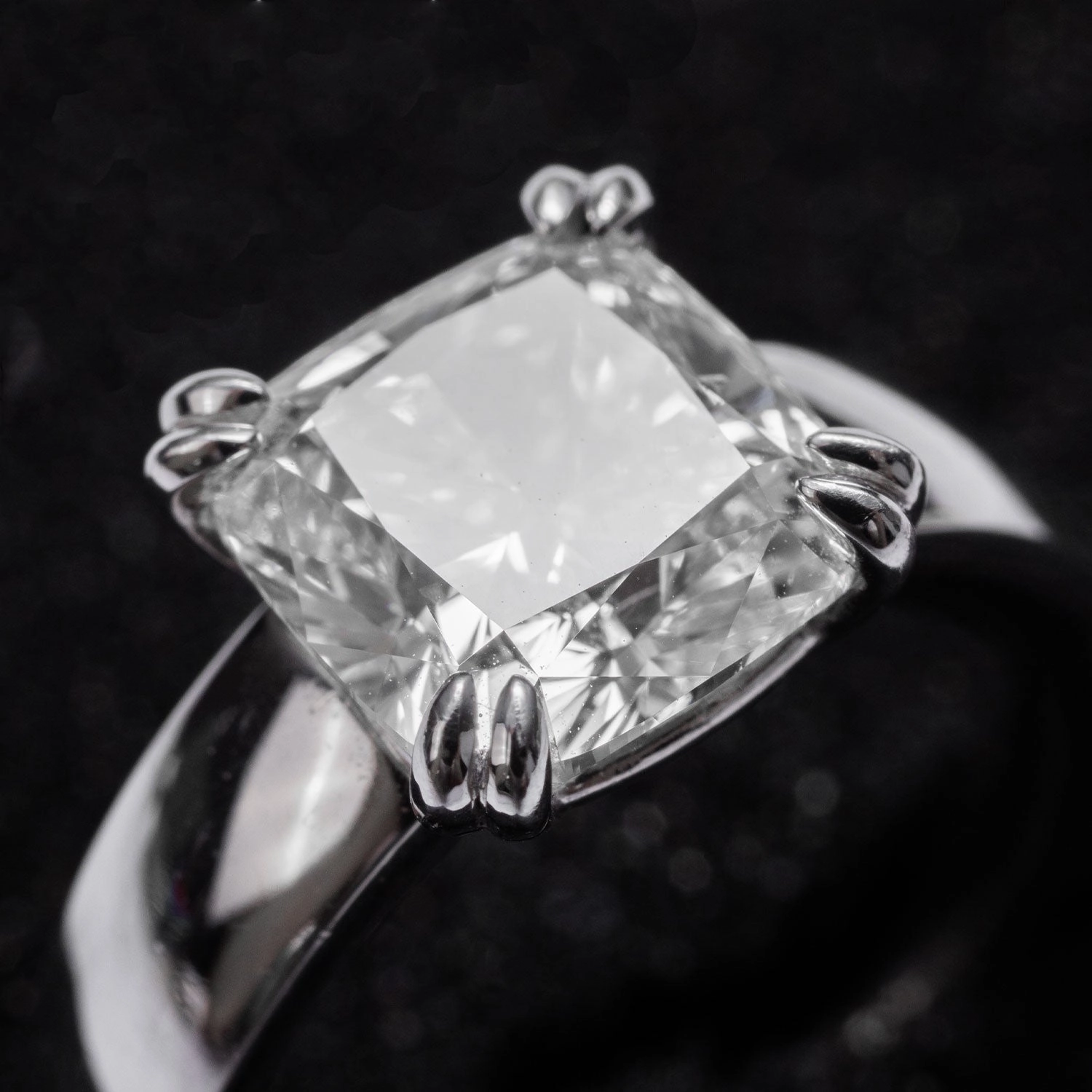 3.51ct Diamond Whitegold Ring   VVS2