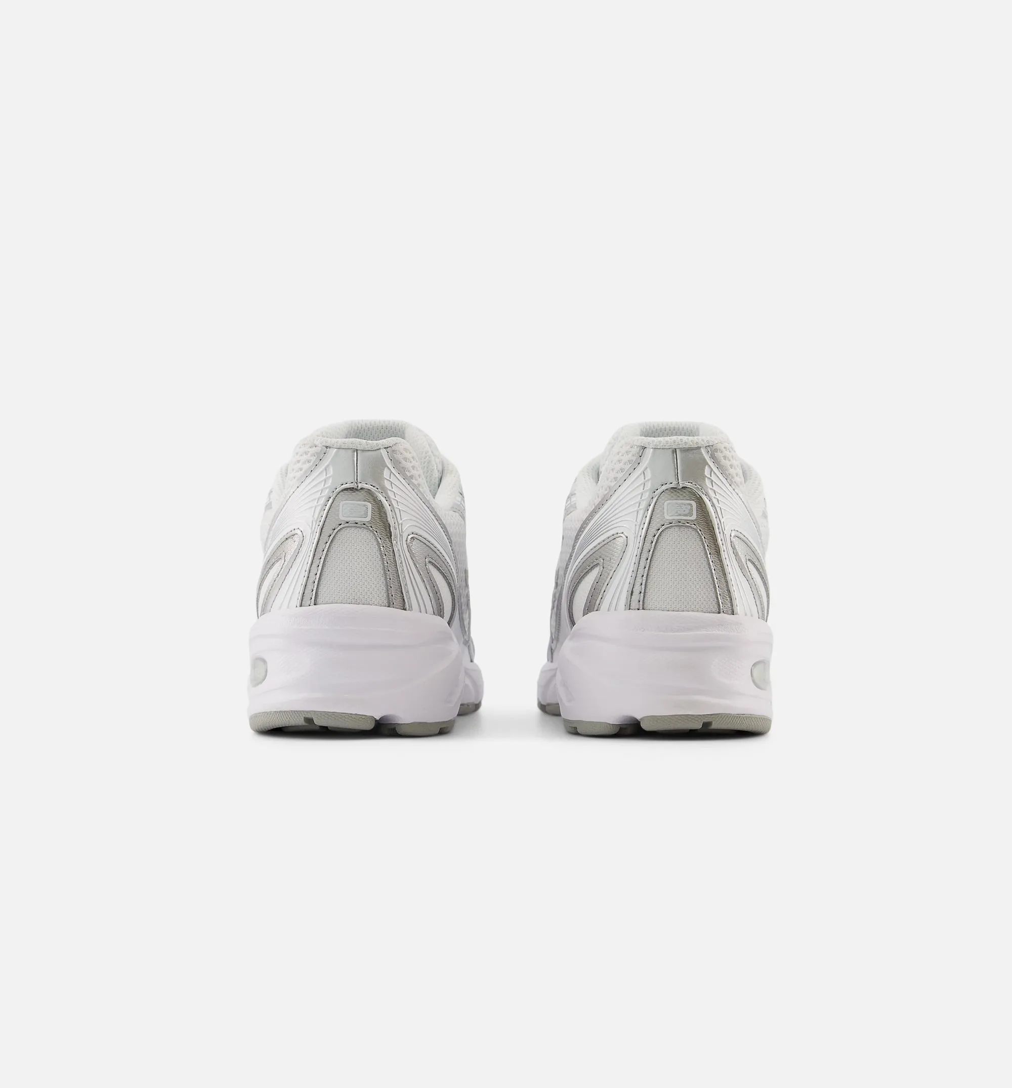 740 Weiß-Silber Herren Lifestyle-Schuh - Weiß/Silber Metallic/Reflexion