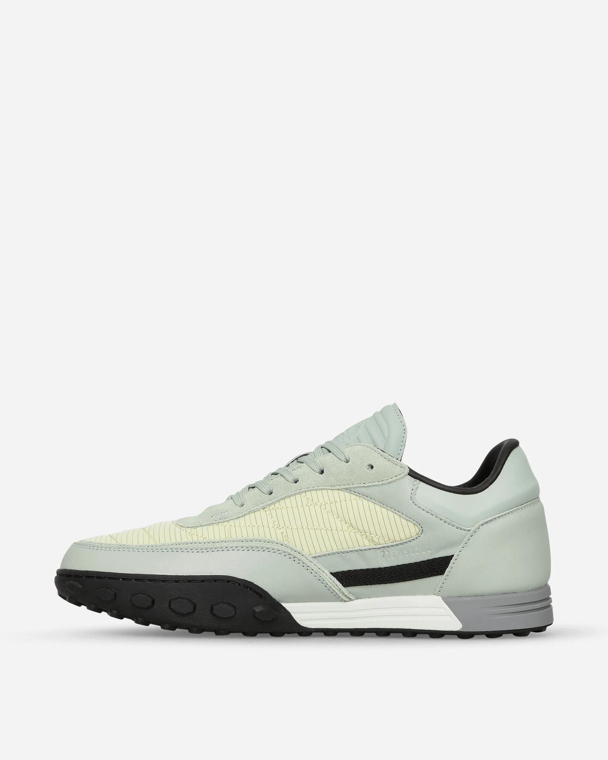77FWS0202 Sneakers Grün
