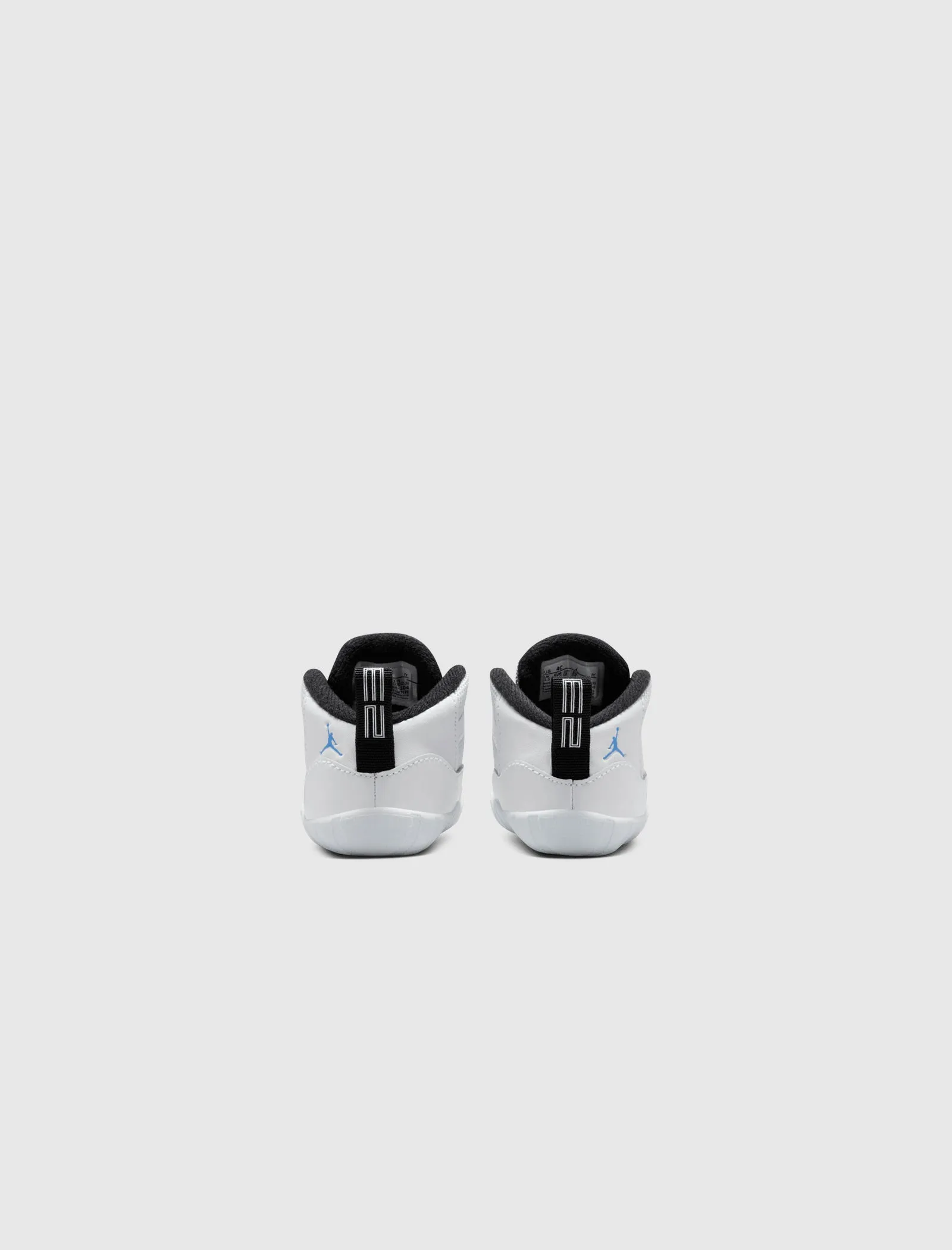 AIR JORDAN 11 RETRO 
