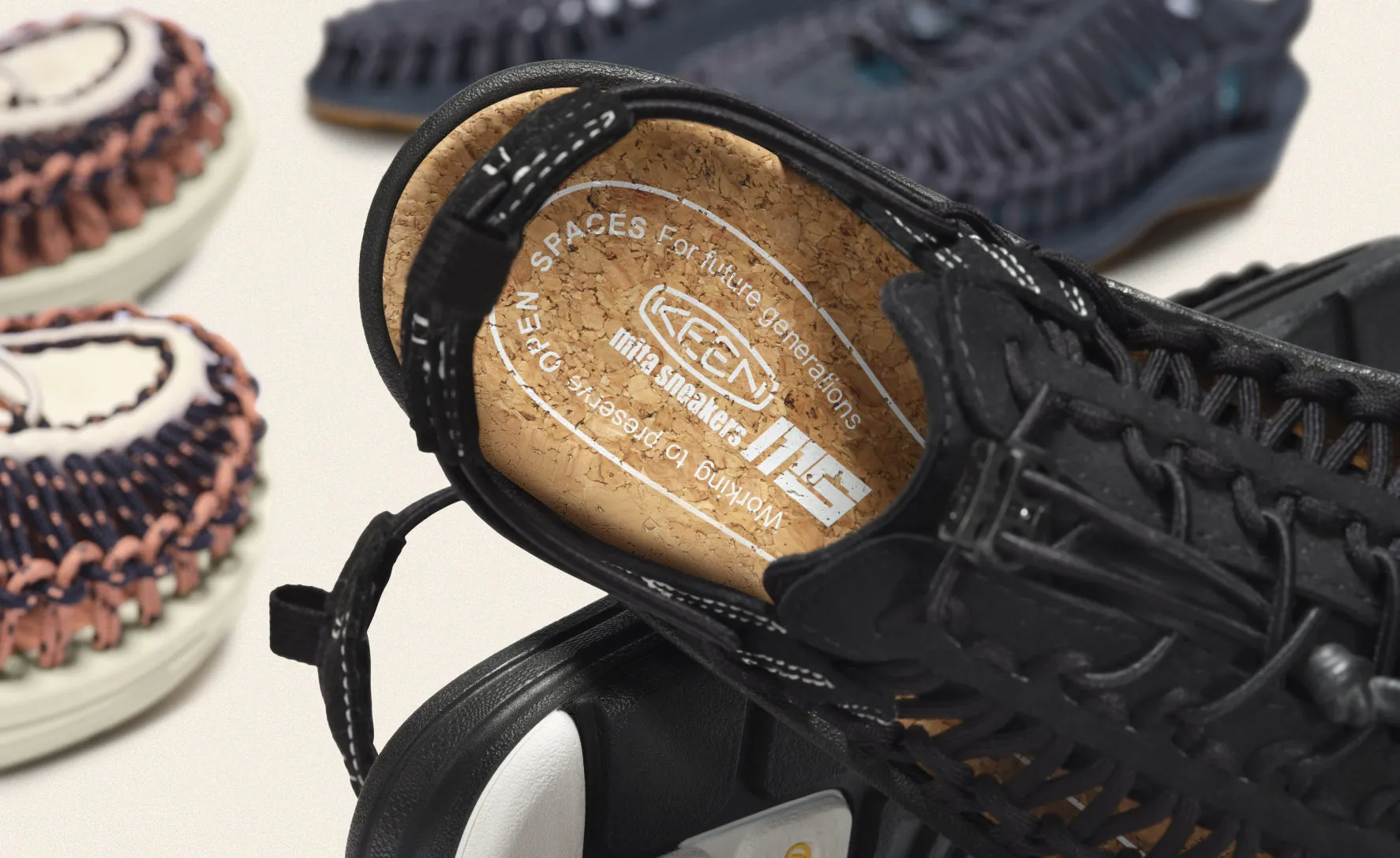 All Gender UNEEK II Convertible x Mita Sneakers | Schwarz/Ms4