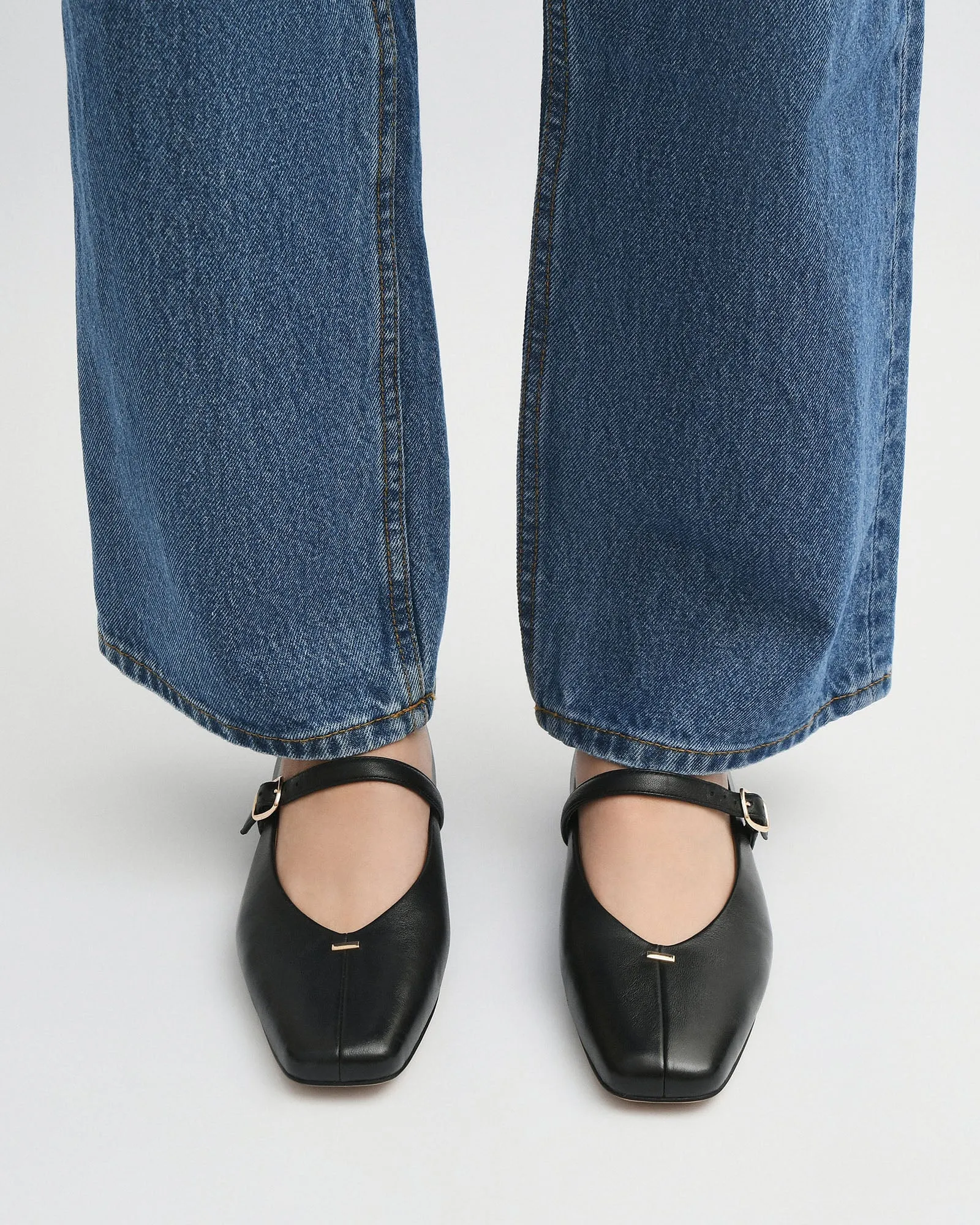 APRIL CASUAL FLATS SCHWARZES LEDER