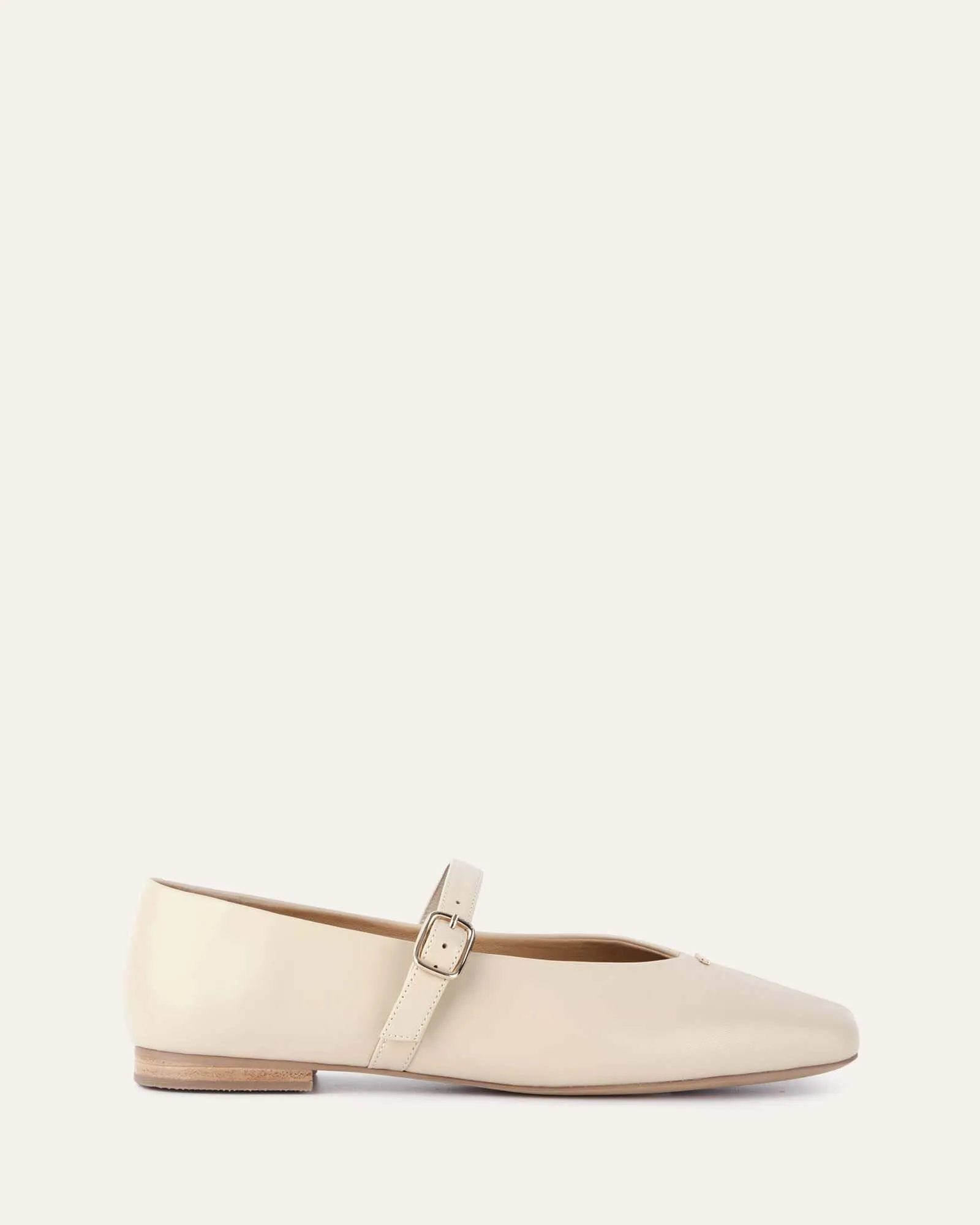 APRIL CASUAL FLATS SAND LEDER