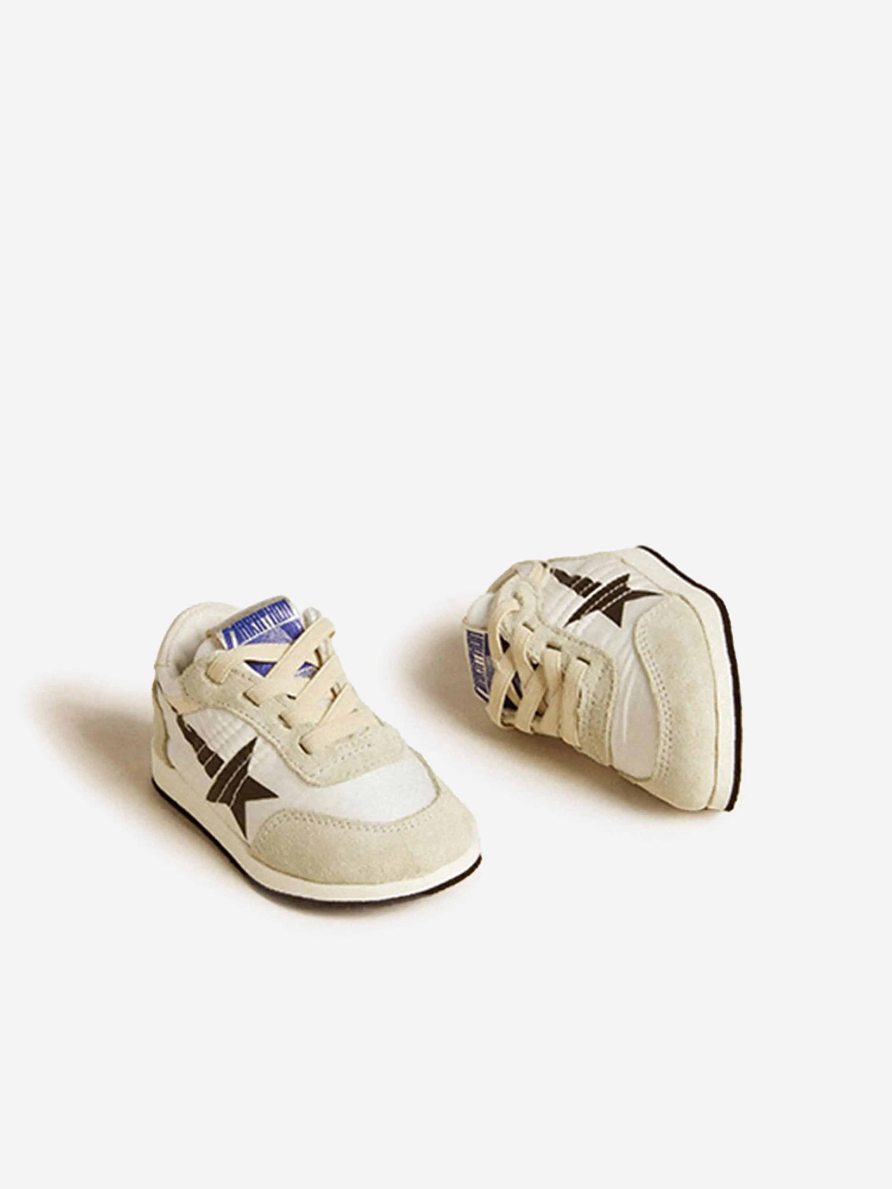 Baby-Marathon-Trainer in Weiß