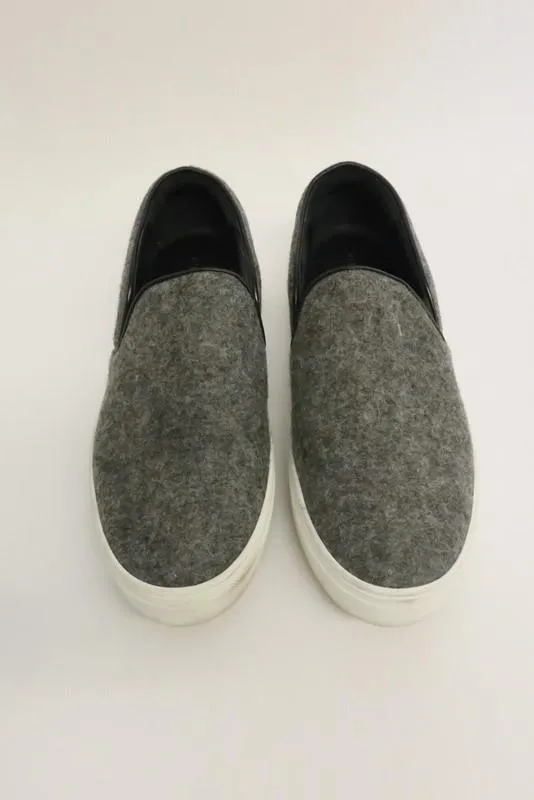 Celine Skate Sneakers Grau Flanell Größe 37.5 Schlupfschuh Flach