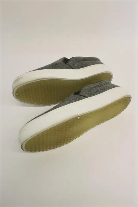 Celine Skate Sneakers Grau Flanell Größe 37.5 Schlupfschuh Flach
