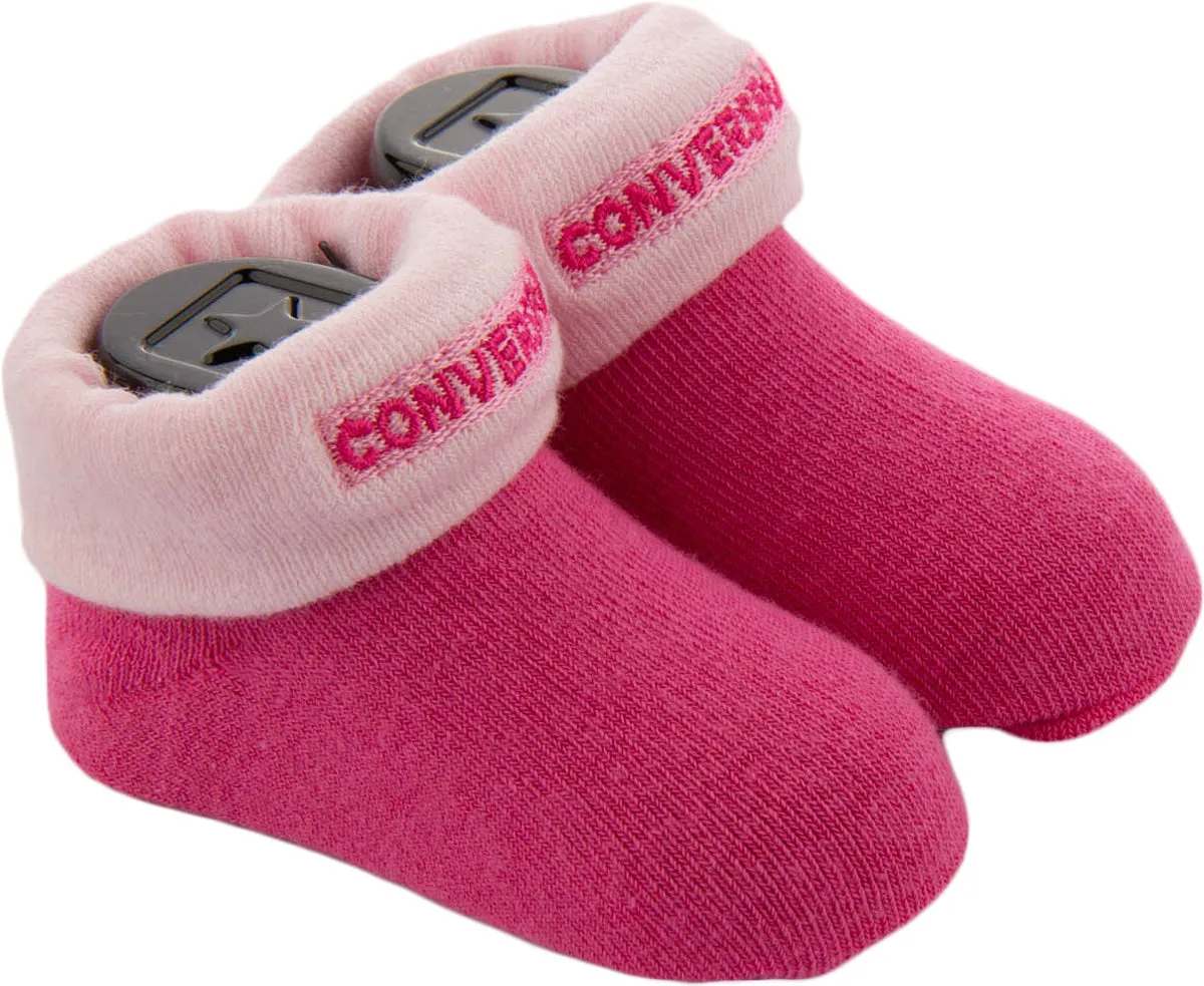 Converse Baby-Set in Rosa inklusive Schühchen, Mütze & Lätzchen