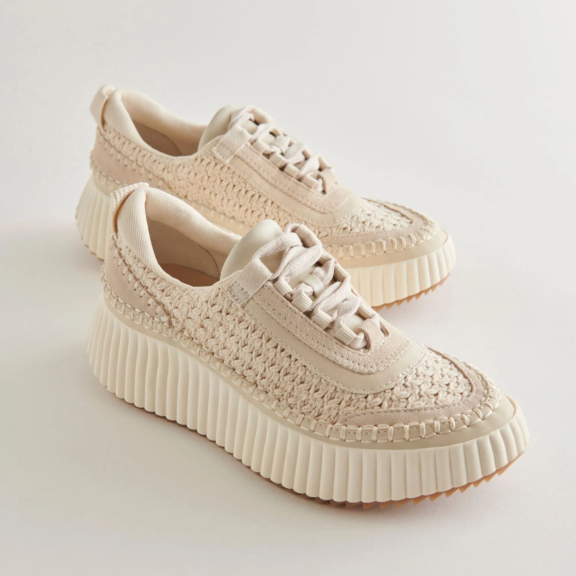 DOLEN SNEAKERS SANDSTONE GESTRICKT