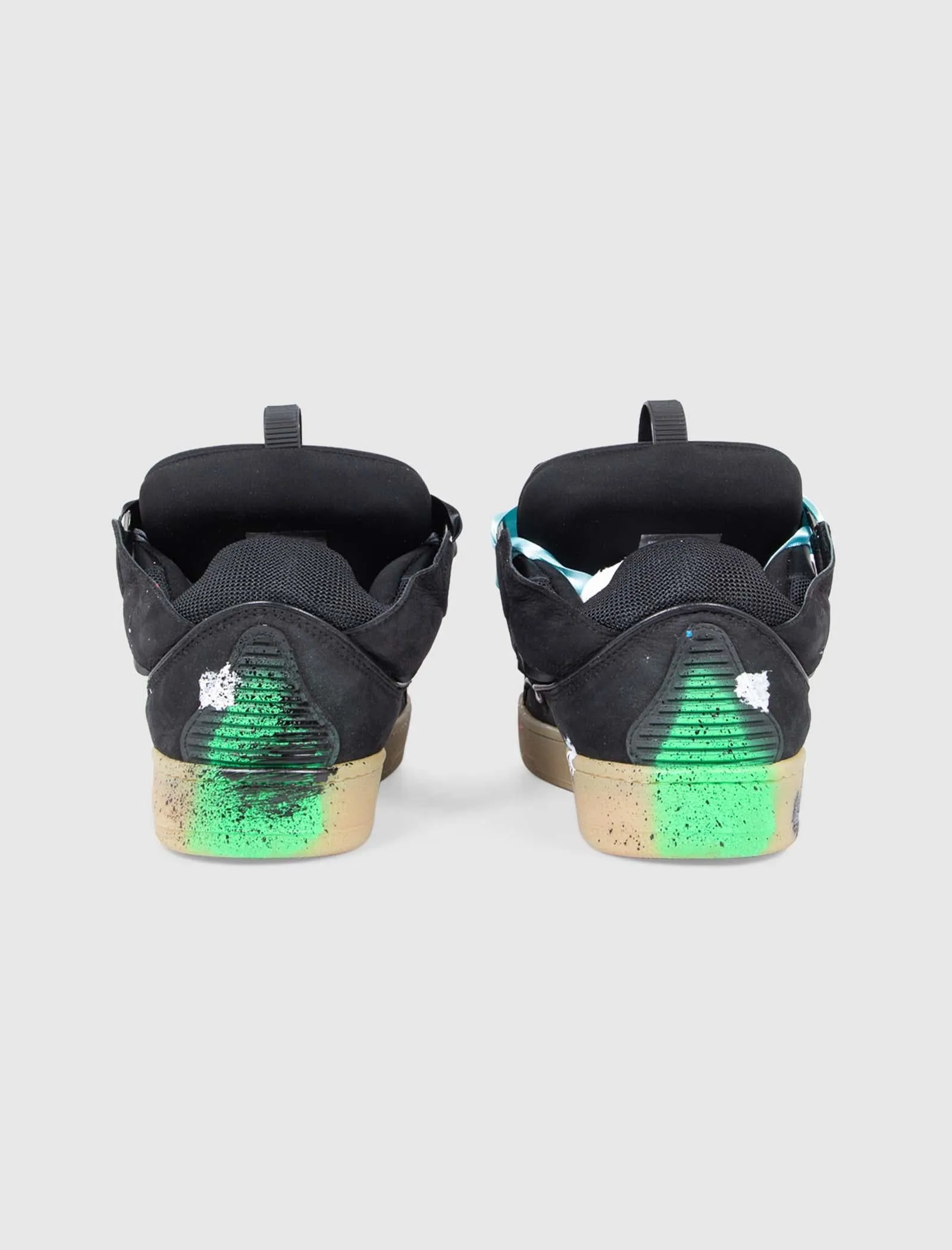 GALLERY DEPT. BEMALTE BORDSTEIN-SNEAKER