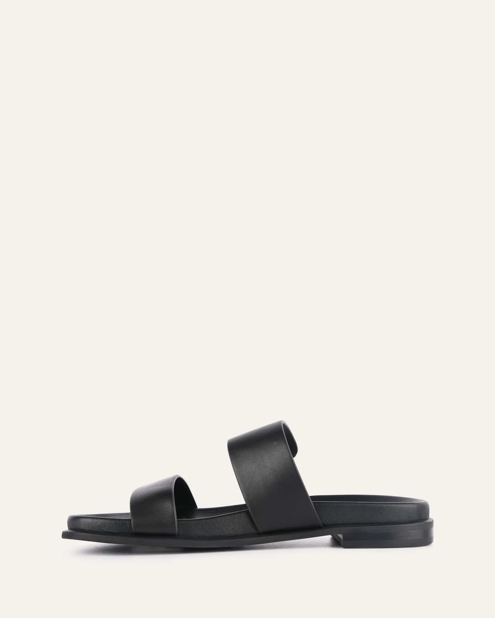 HAYES FLACHER SANDALEN AUS SCHWARZEM LEDER