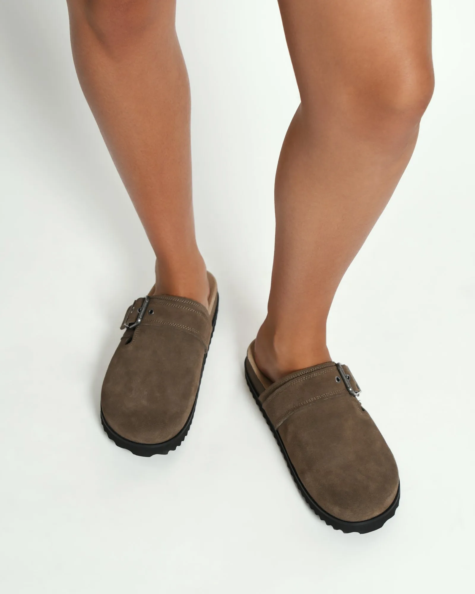 JUNO CASUAL FLATS KHAKI WILDLEDER