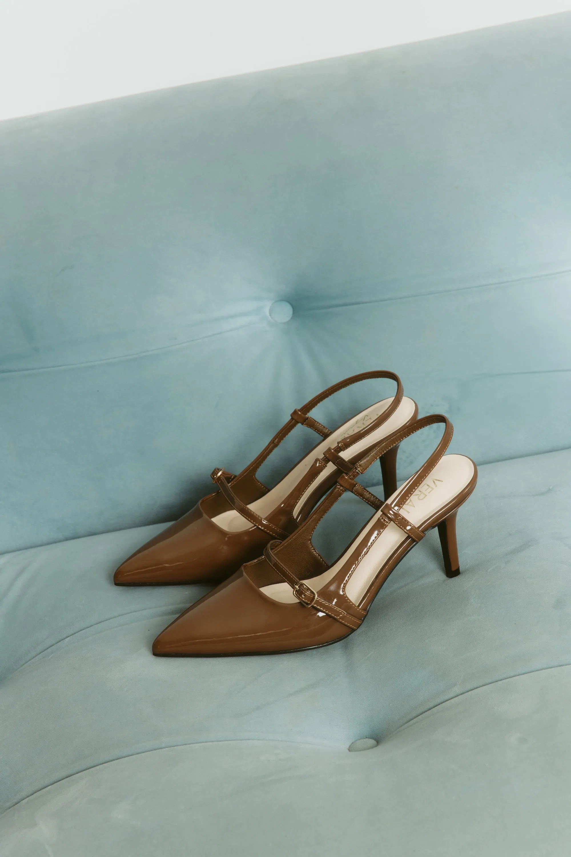 Leia Slingback Stilettos - Schokoladenbraun Hochglanz