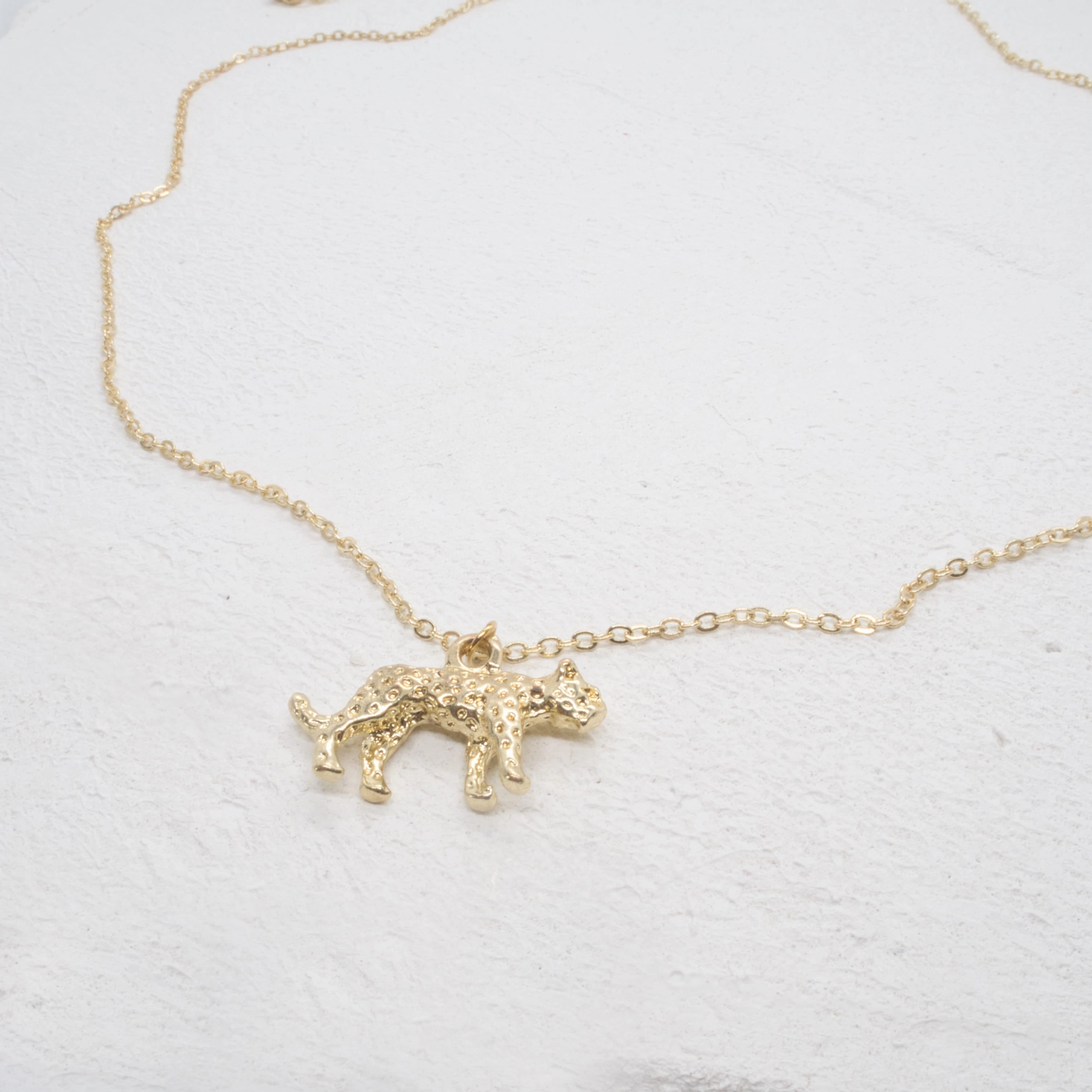 LEO NECKLACE