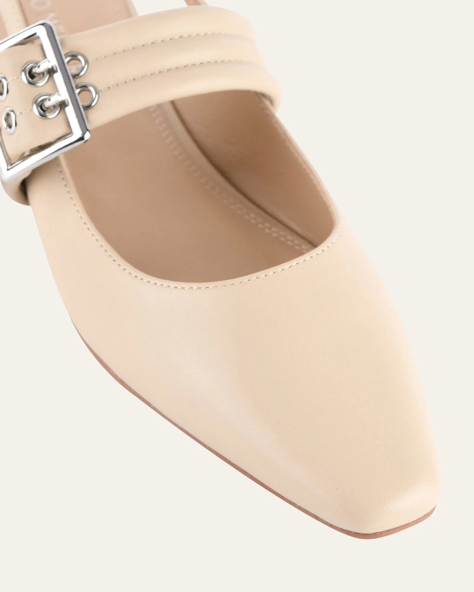 LONDON CASUAL FLATS SAND LEDER
