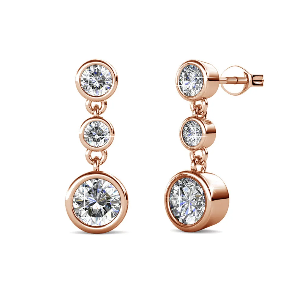 Luxe Swarovski-Schmuck Bailey 18 Karat vergoldete Creolen mit Swarovski-Kristallen — Endgültiger Verkauf