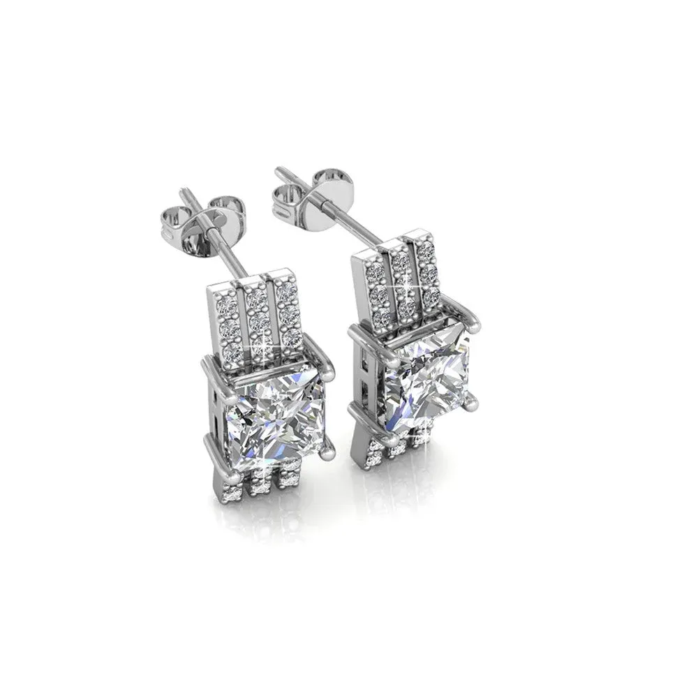 Luxus Swarovski Schmuck Fiona Stecker Ohrringe aus 18 Karat Weißgold mit Swarovski Kristallen im Princess-Schliff