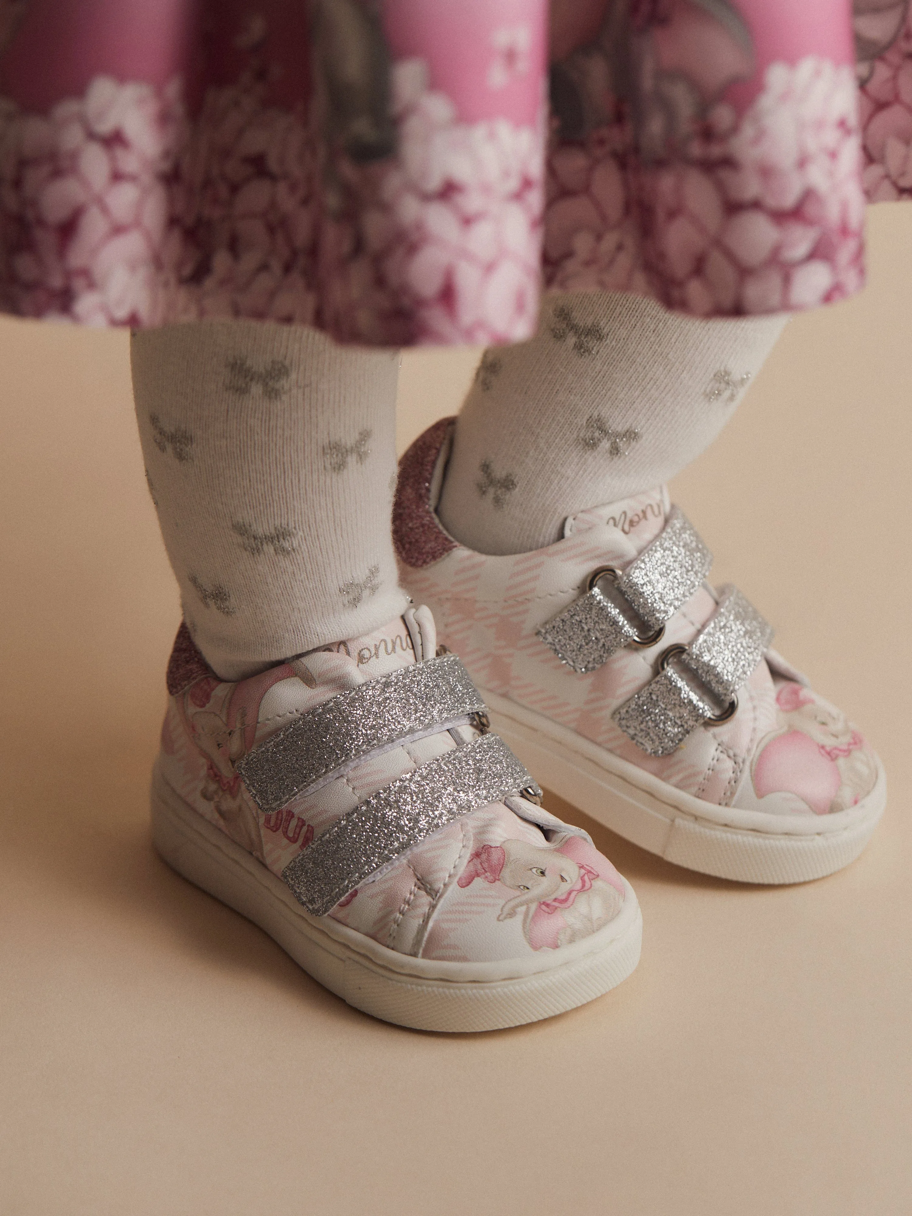 Monnalisa Mädchen Disney Dumbo Glitzer Turnschuhe in Rosa