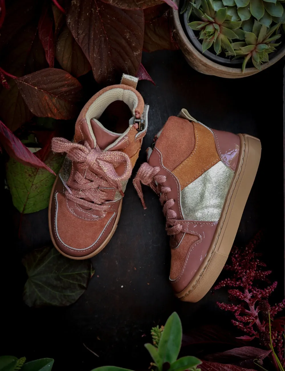Berg-Sneaker-Schnürsenkel - Rosenton Lackleder