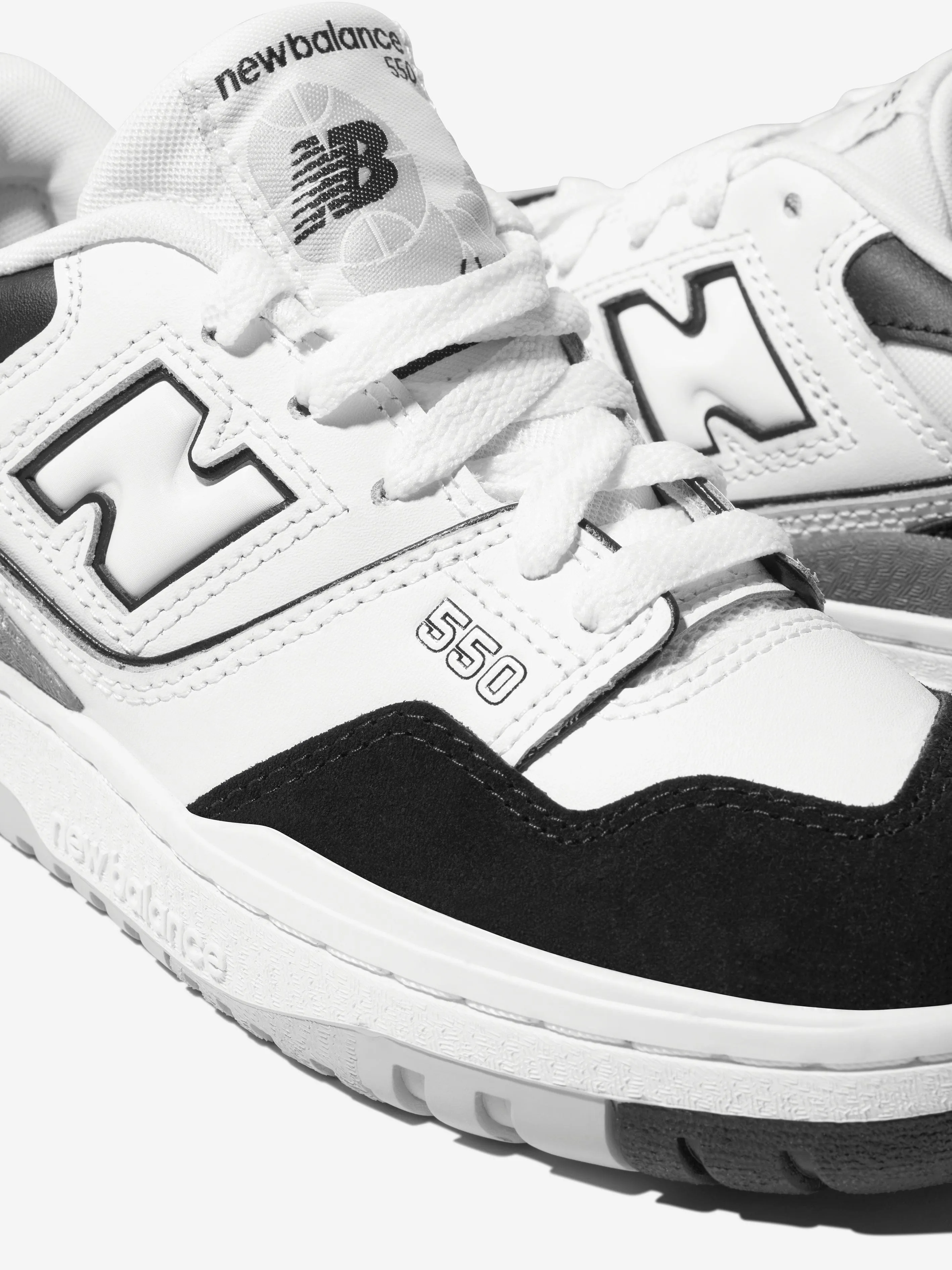 New Balance Kids 550 Logo Turnschuhe in Schwarz