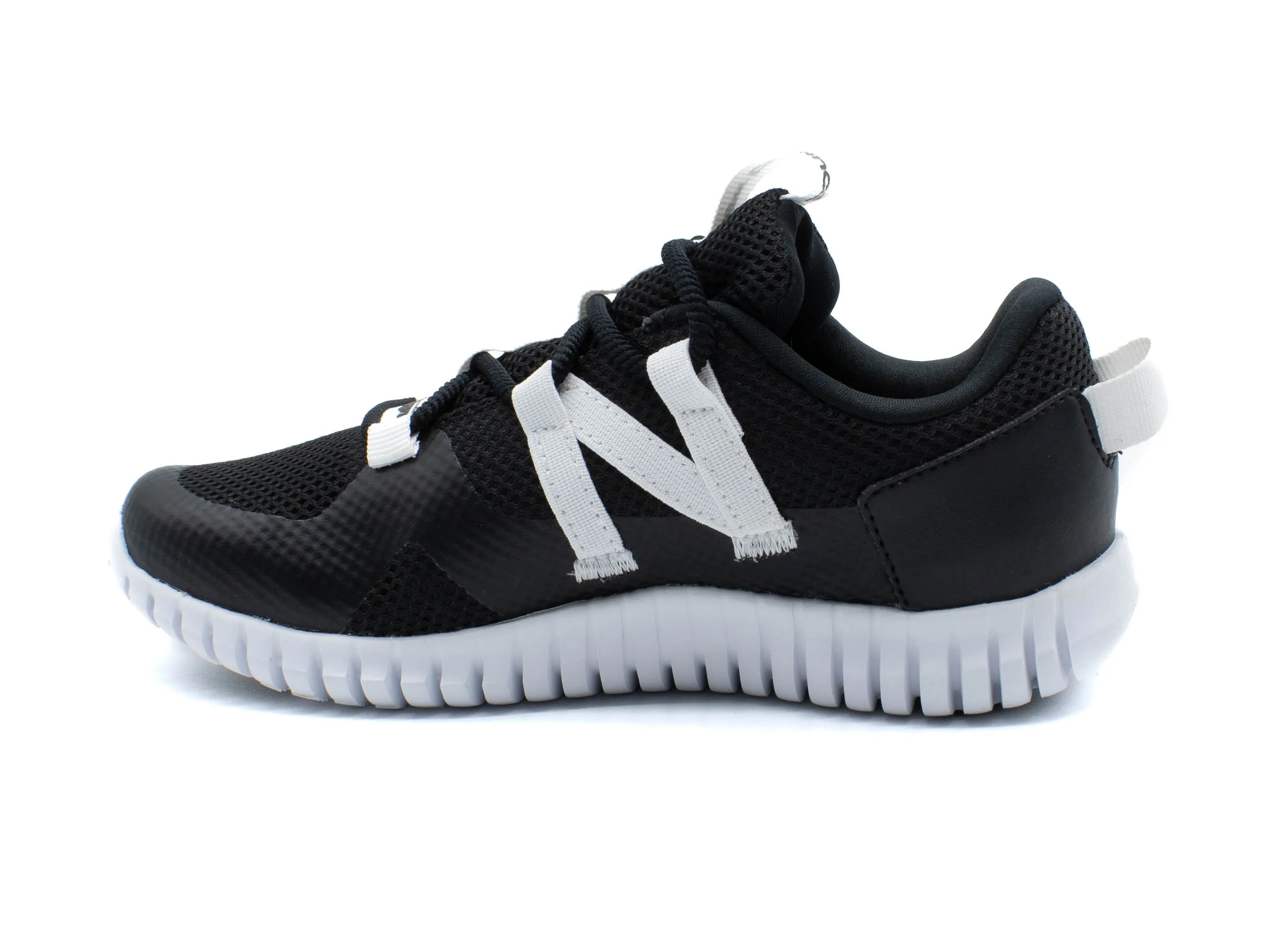 NEW BALANCE PLAYGRUV v2 Bungee New Balance Schuhe