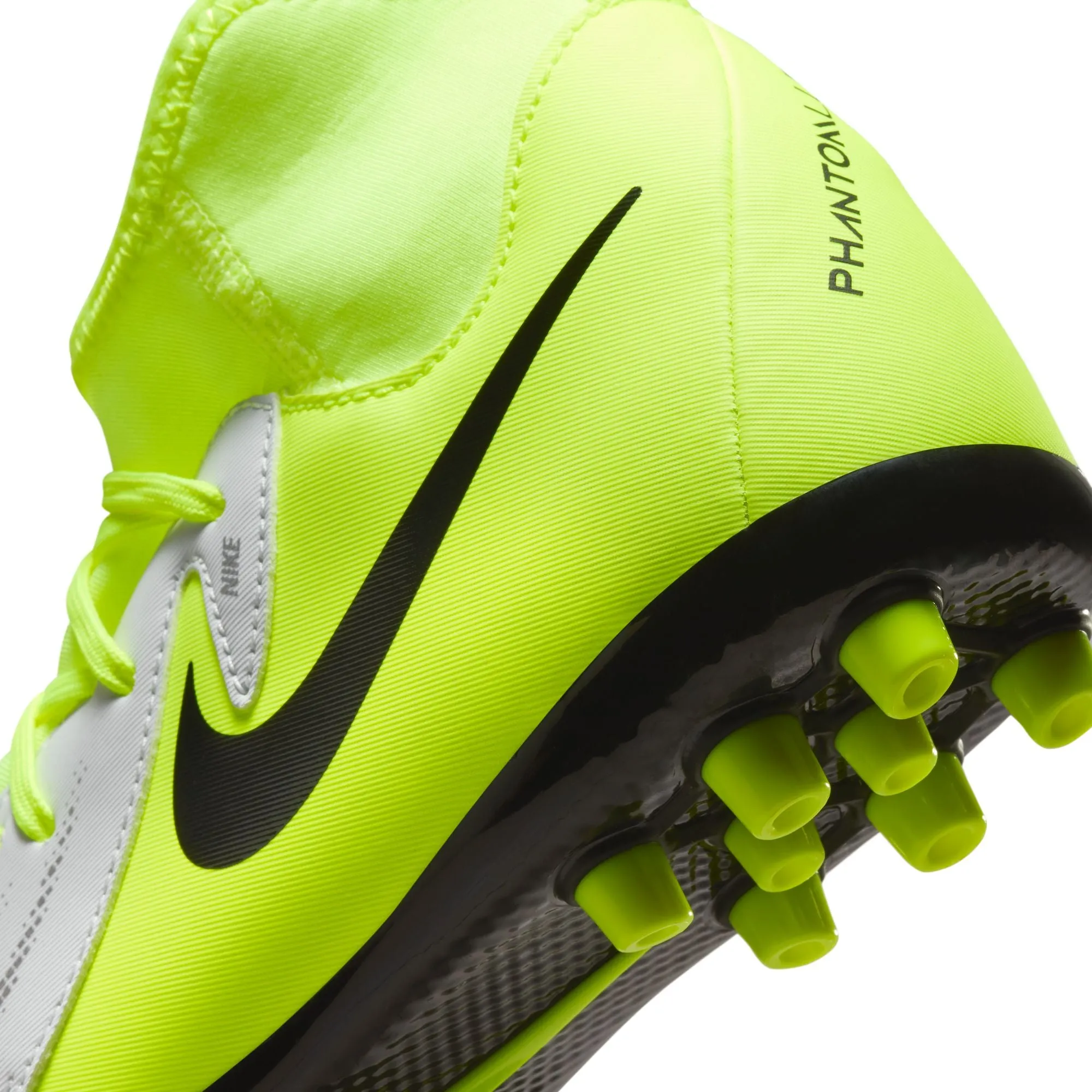 Nike Junior Phantom Luna Academy FG Schuhe für festen Untergrund - Metallisches Silber/ Schwarz Volt