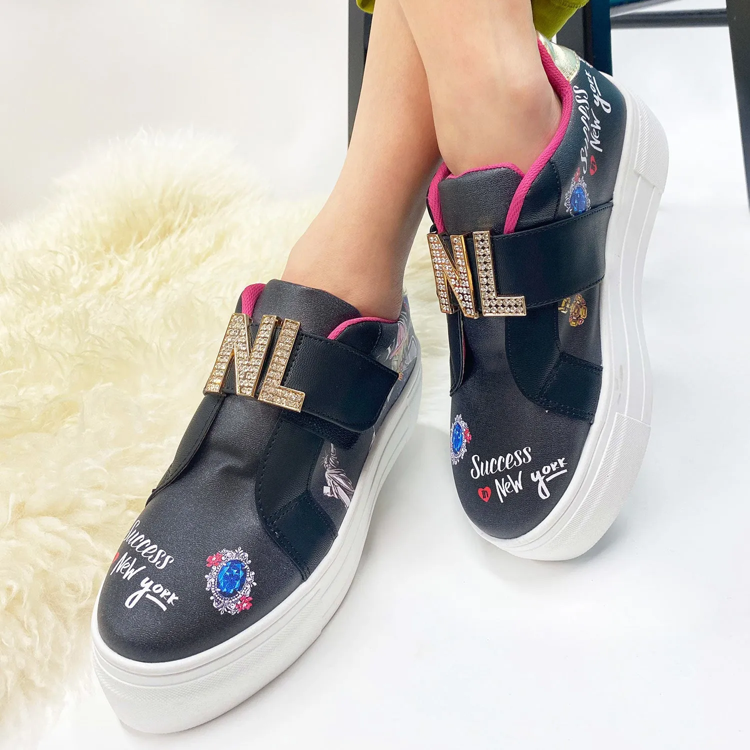 NL SLIP-ON SNEAKERS