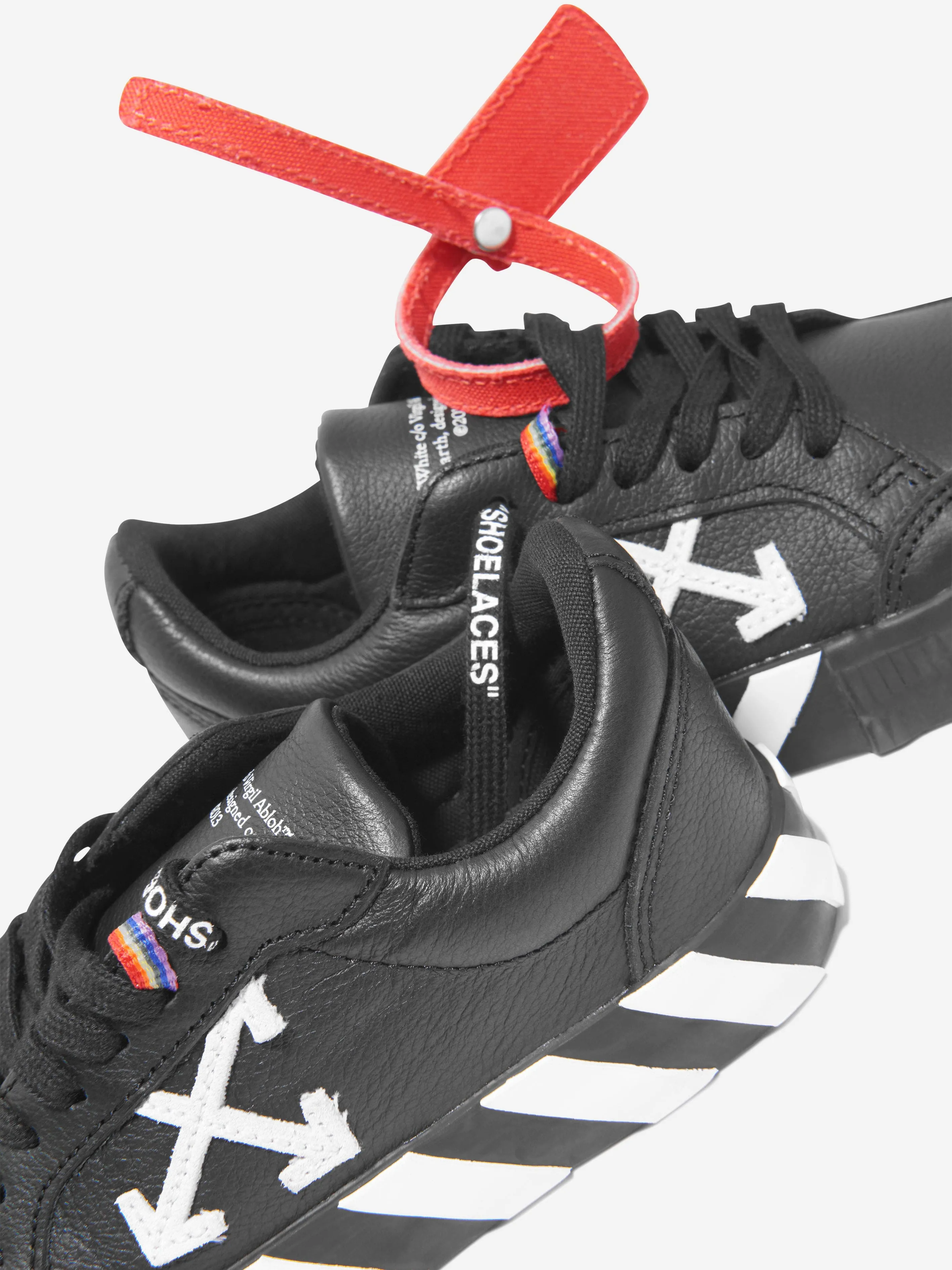 Off-White Boys Leder-Schnürschuhe in Schwarz