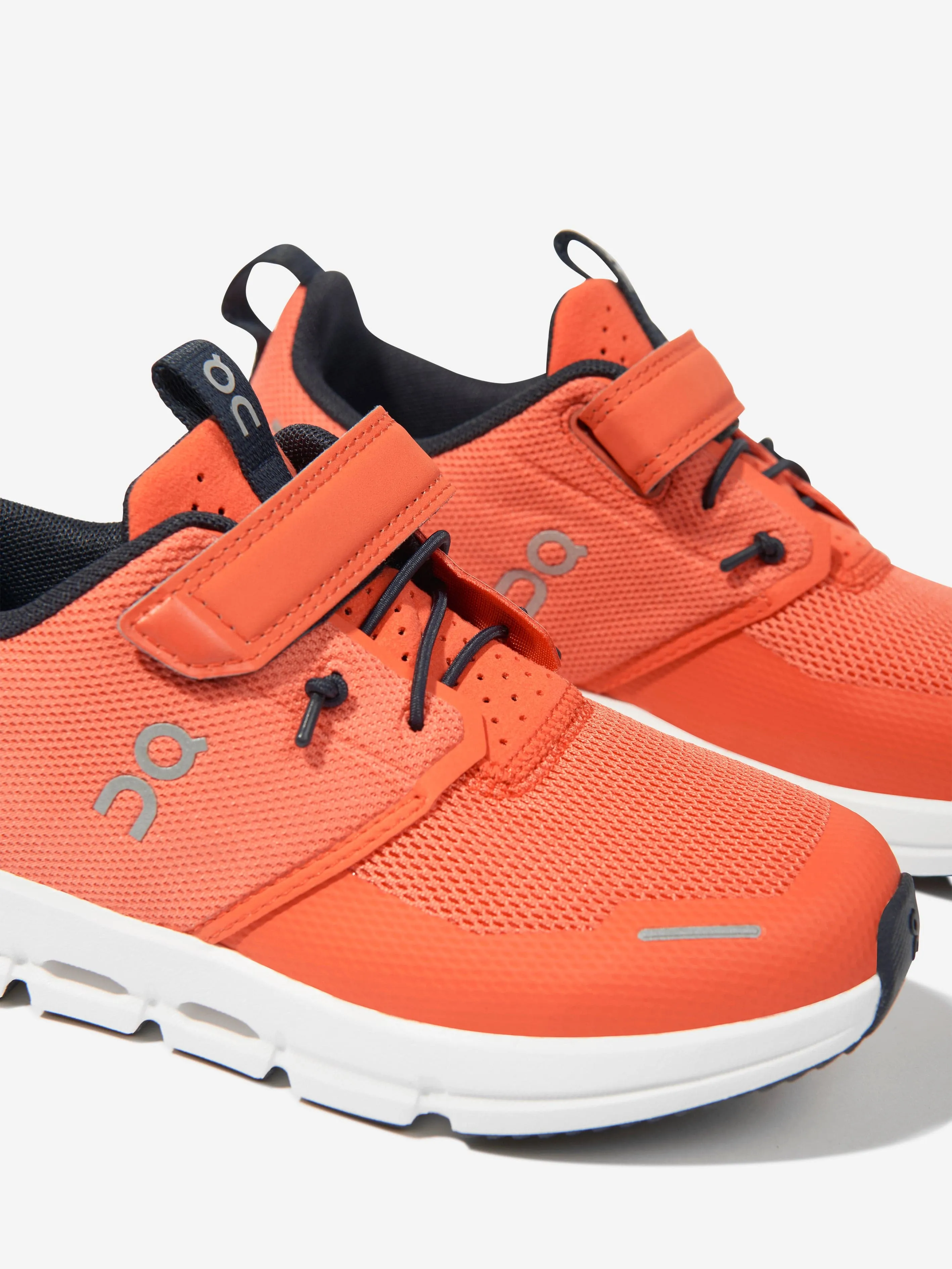 On Running Kids Cloud Play Turnschuhe in Orange