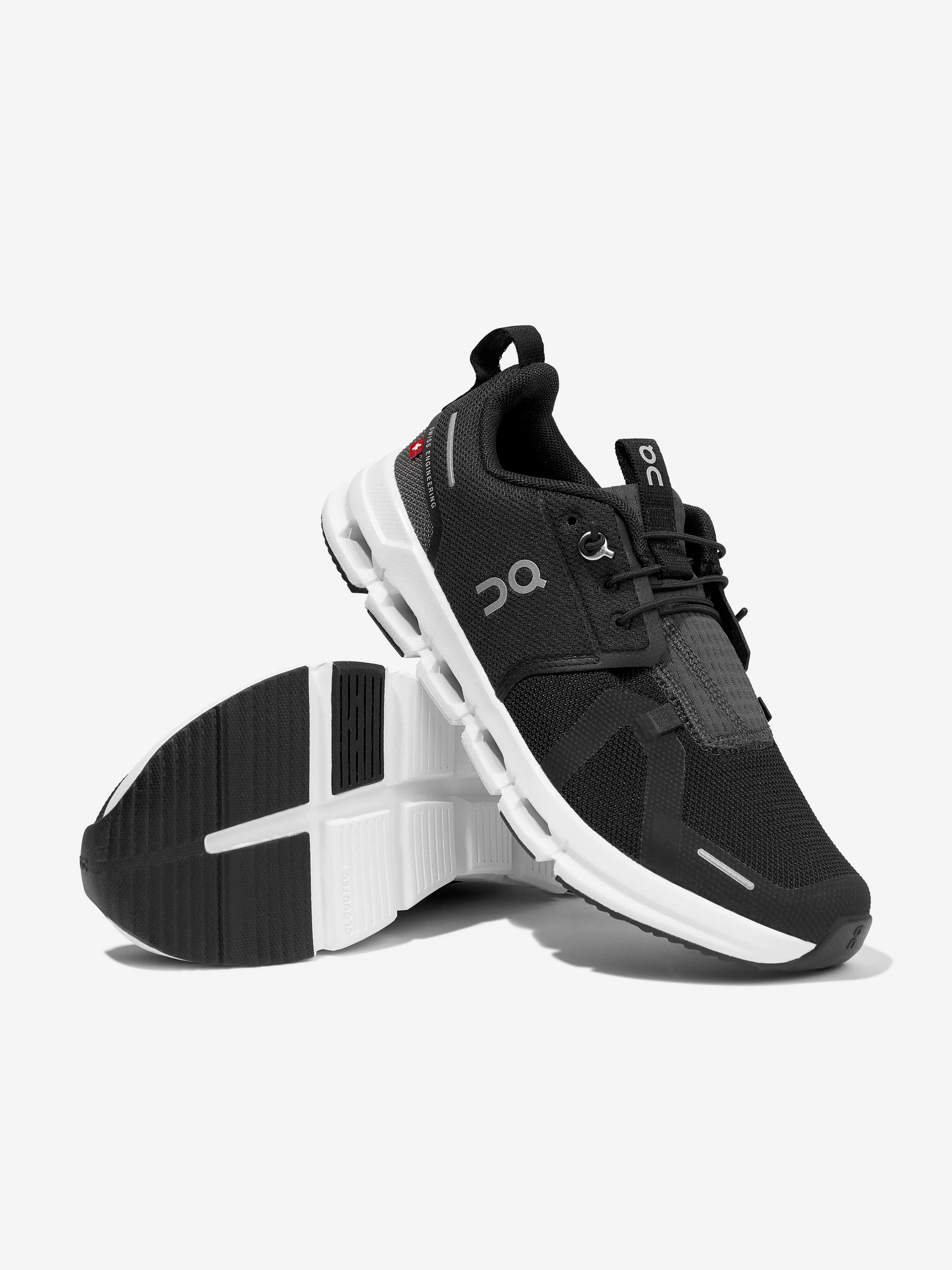 On Running Kids Cloud Sky Trainers in Schwarz