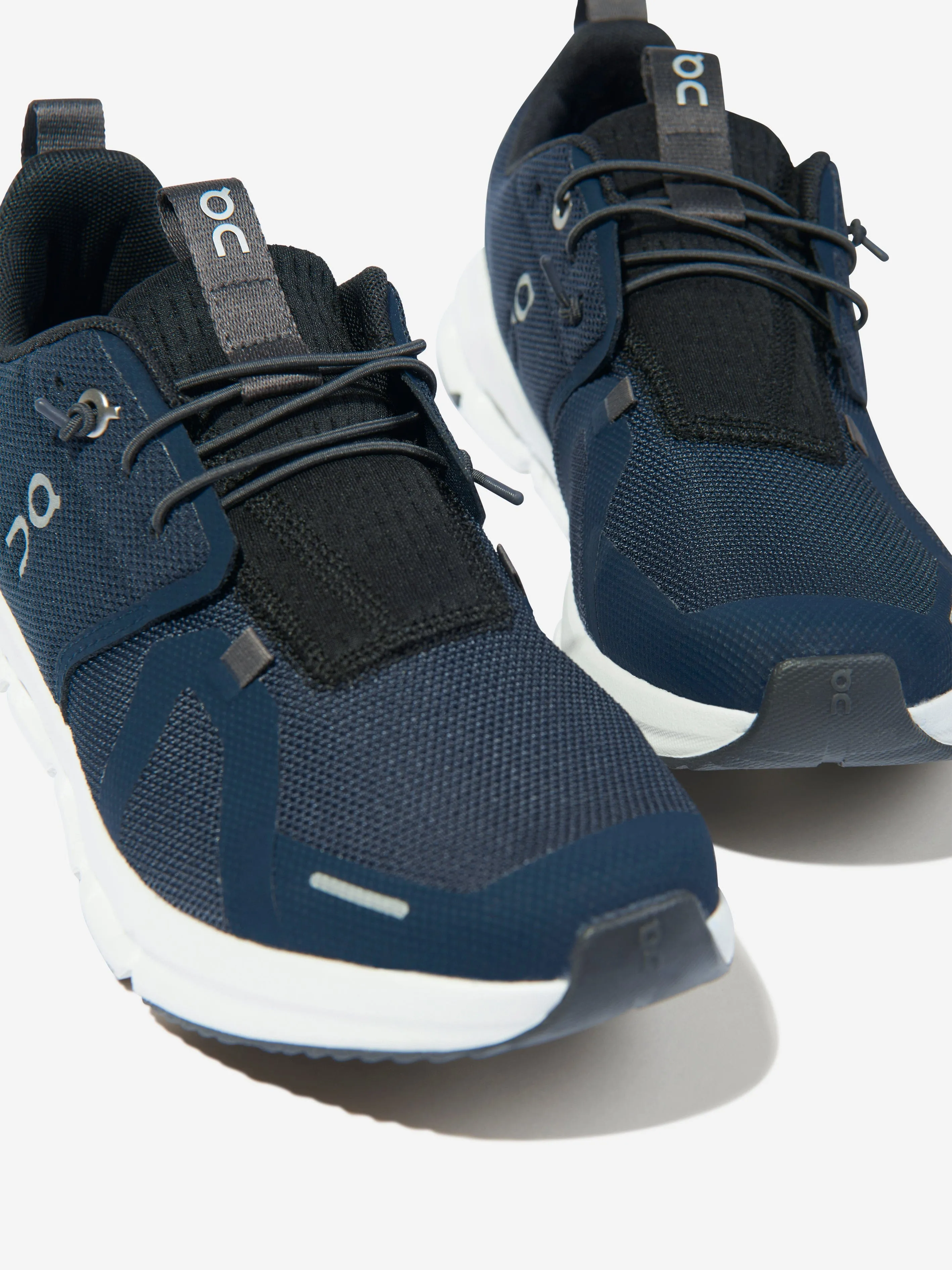 On Running Kids Cloud Sky Trainers in Marineblau