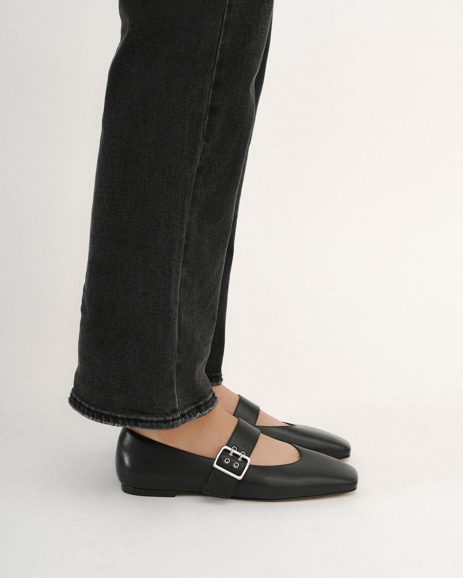 SARAH CASUAL FLATS SCHWARZES LEDER