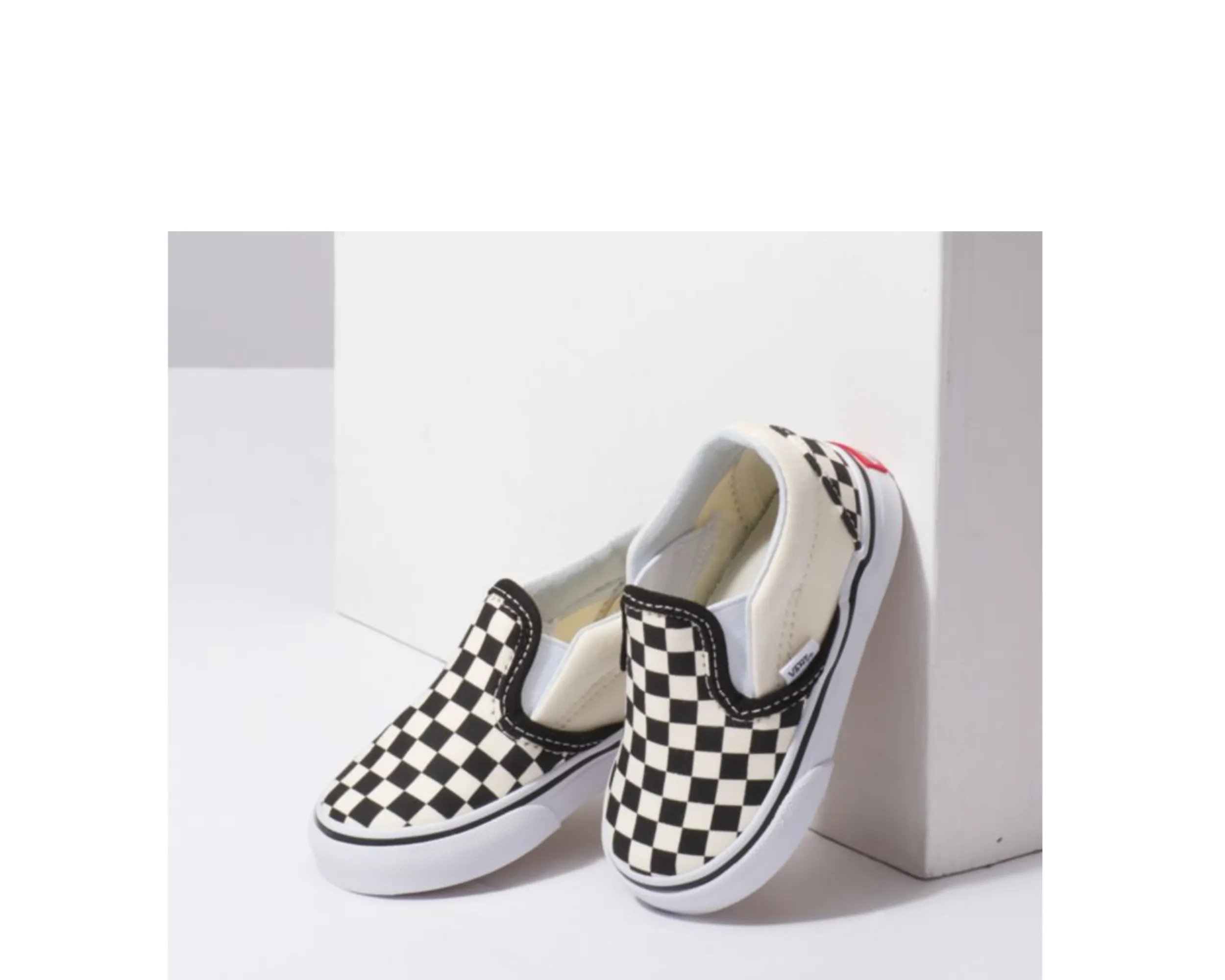 KLASSISCHE SCHLUPFSCHUHE FÜR KLEINKINDER