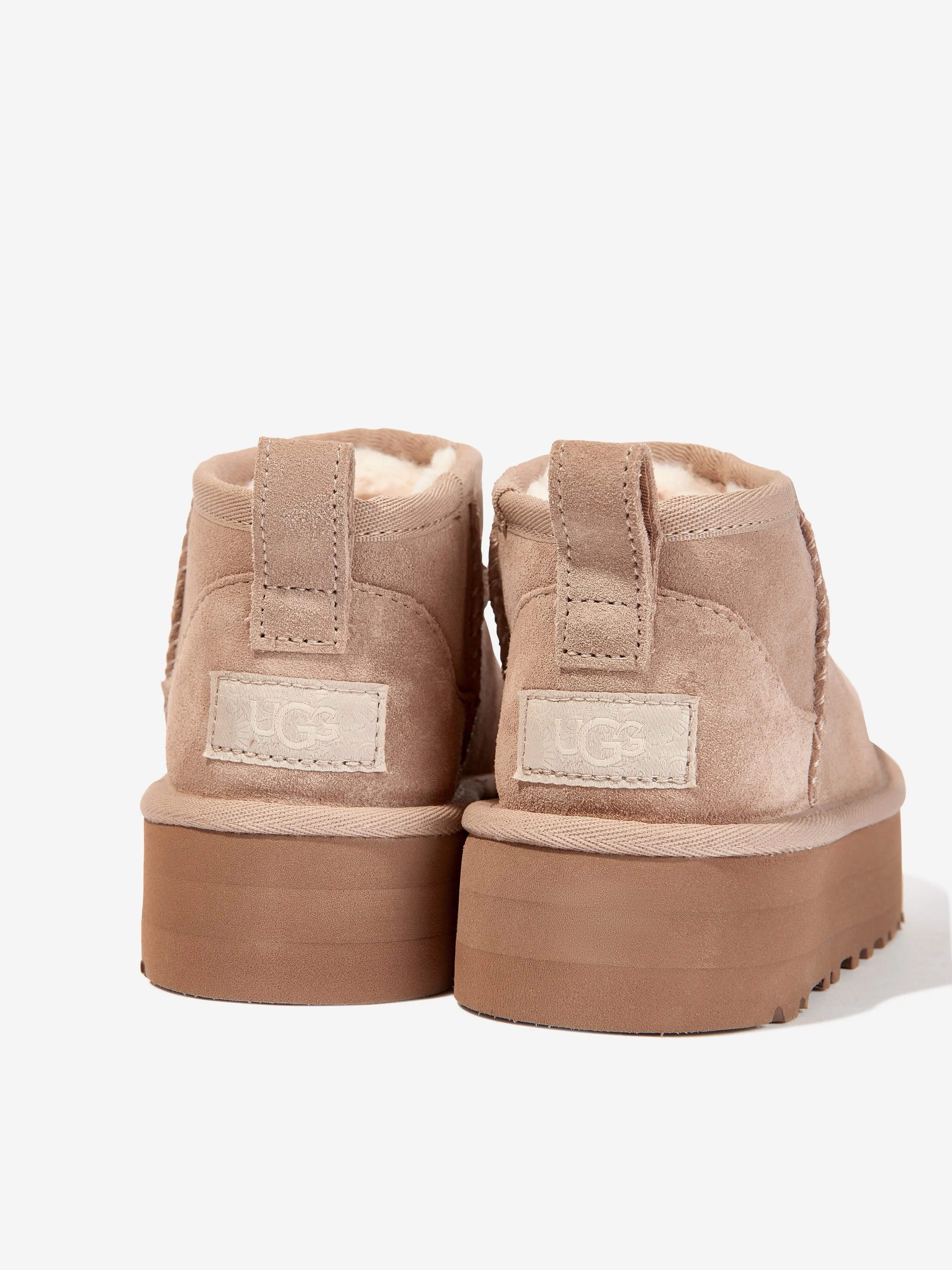 UGG Mädchen Classic Ultra Mini Plateau Stiefel in Beige