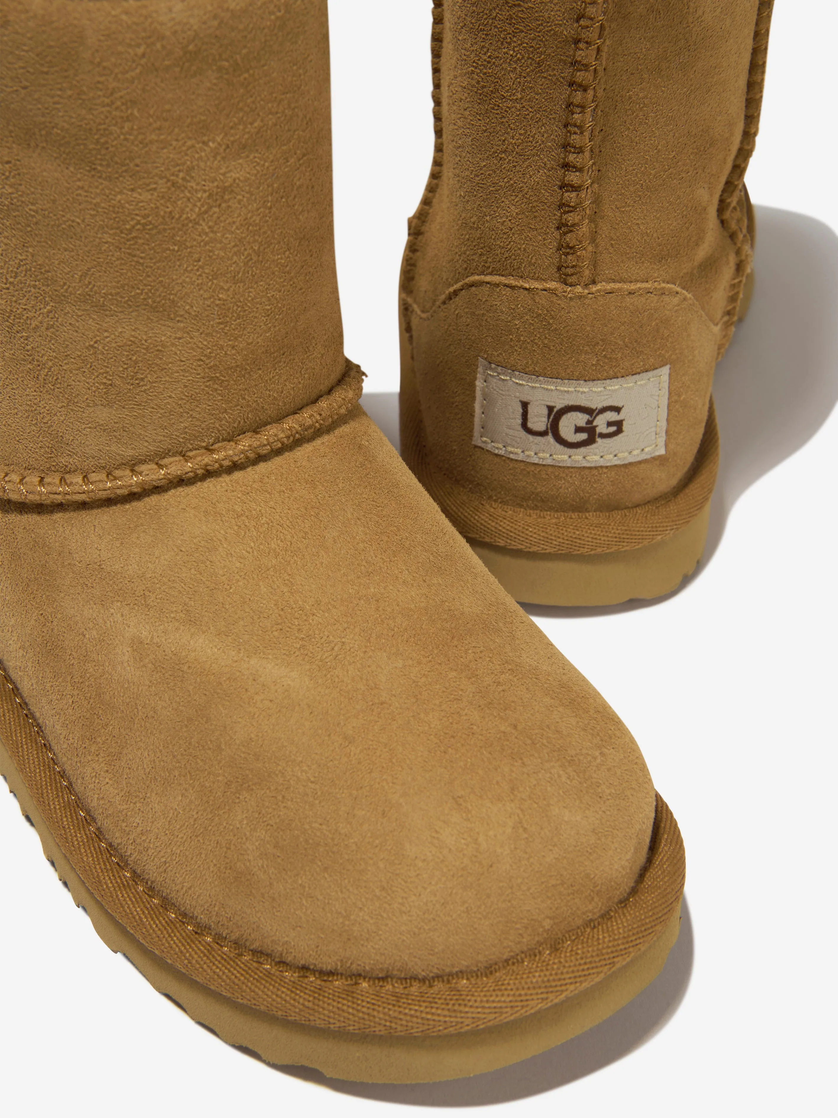 UGG Kids Classic II Stiefel in Braun